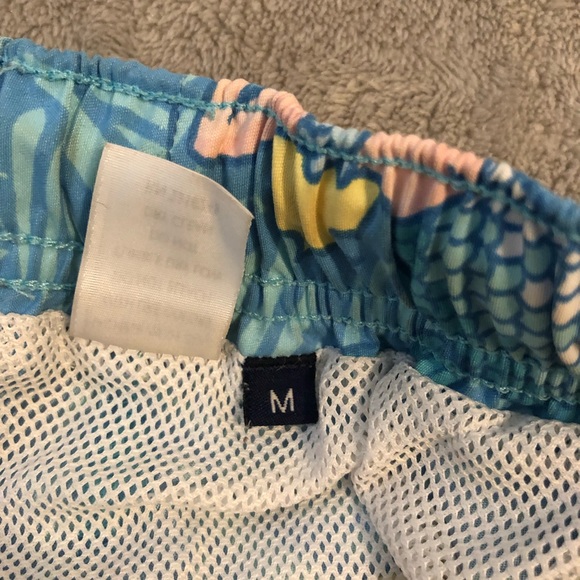 Vineyard Vines Swim Trunks - Picture 6 of 7